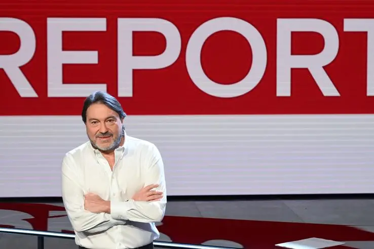 Sigfrido Ranucci nello studio televisivo della trasmissione Report. , ANSA/ALESSANDRO DI MEO