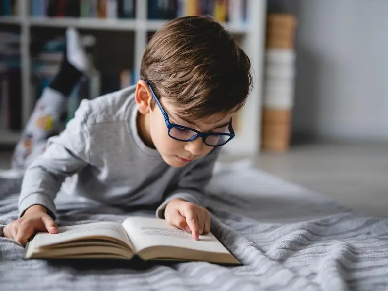 Una scuola su sei non ha una biblioteca: torna #ioleggoperché per portare i libri tra i banchi