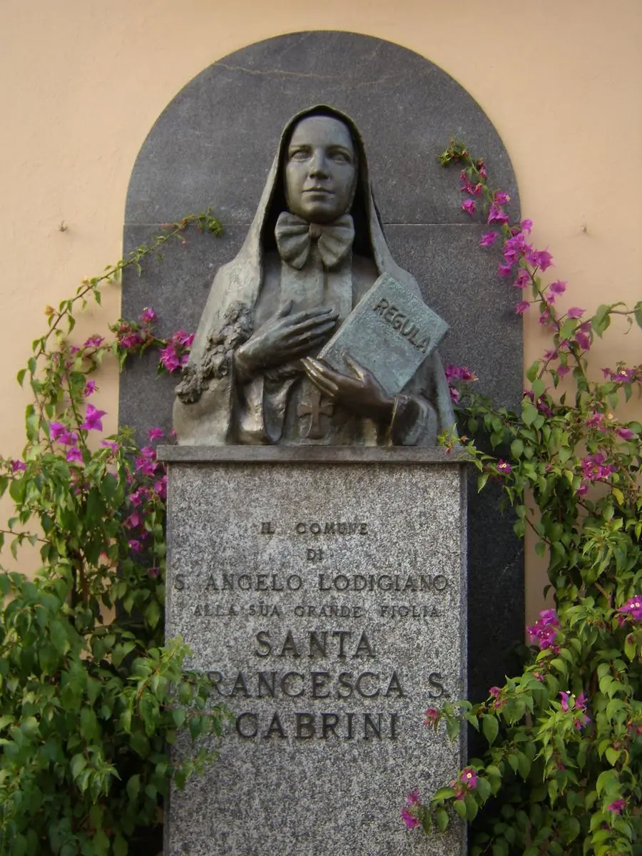 Il busto dedicato a Santa Francesca Saverio Cabrini a Sant'Angelo Lodigiano