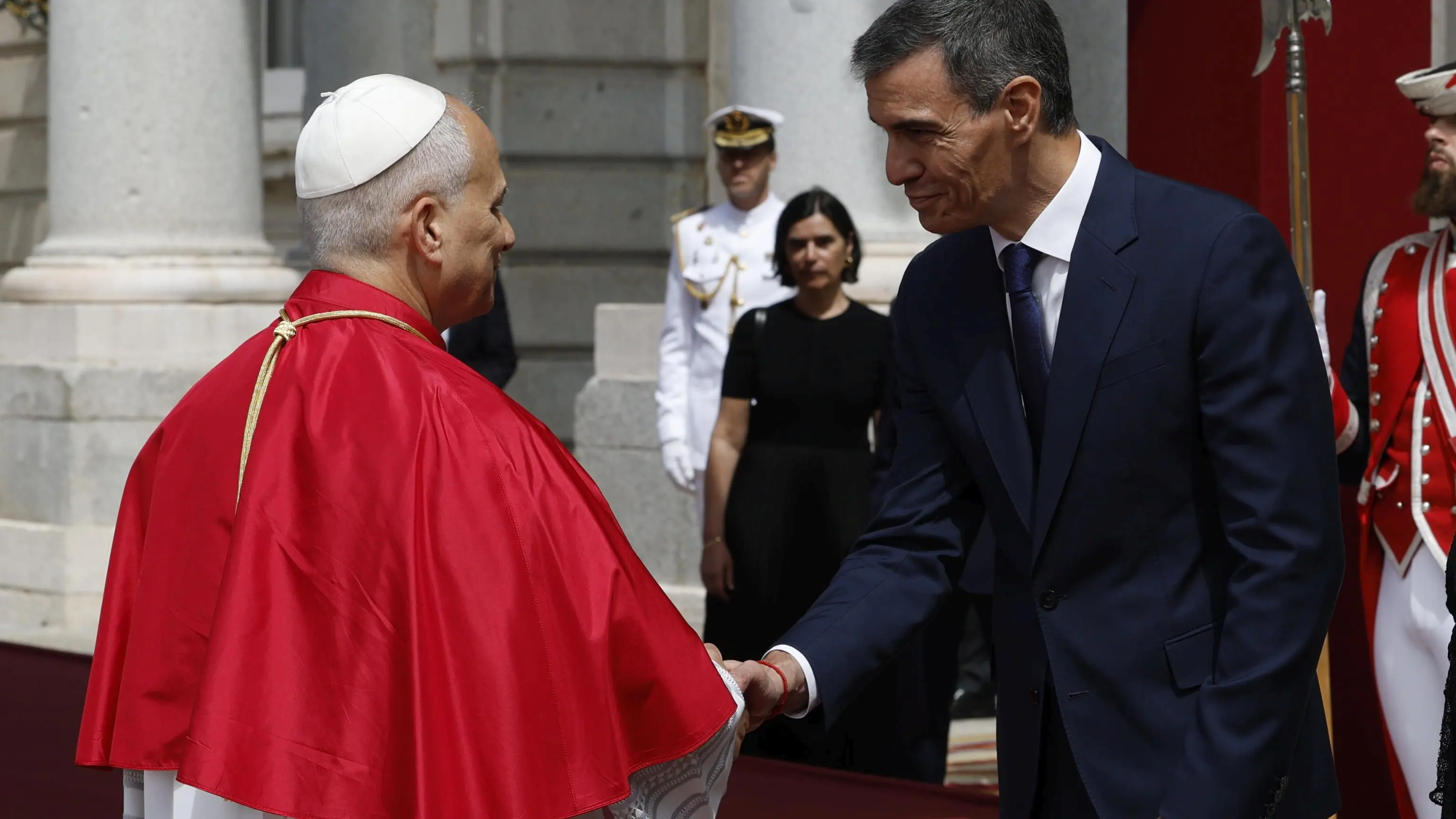 ore 10,30 - Diretta streaming, il Papa incontra i deputati del Parlamento spagnolo