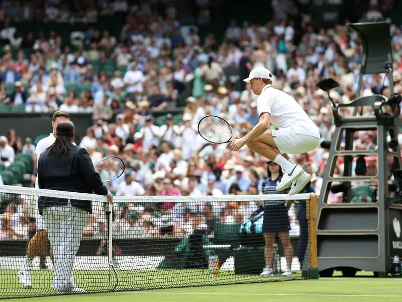 Wimbledon, la regola del bianco, storia, scandali, curiosità, eccezioni, provocazioni dal 1877 al 2026