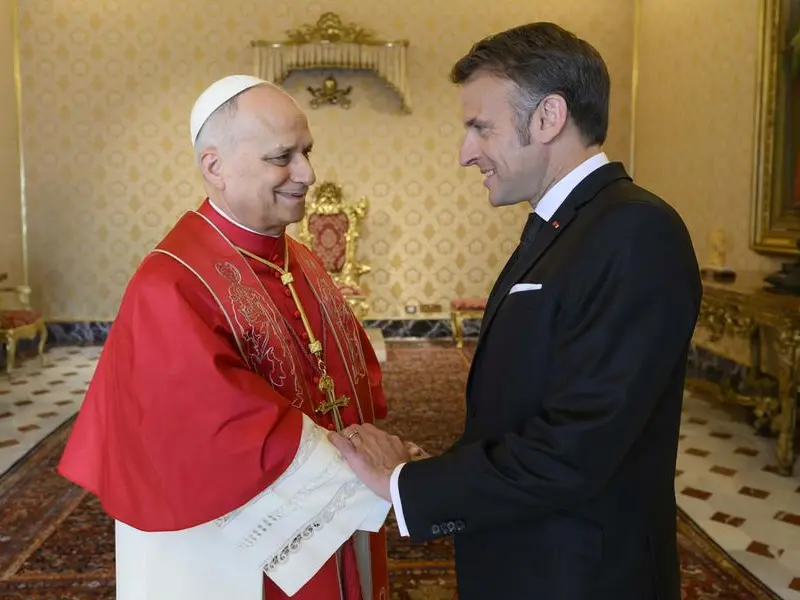 Il Papa in Francia, Macron, Notre-Dame e i retroscena del viaggio