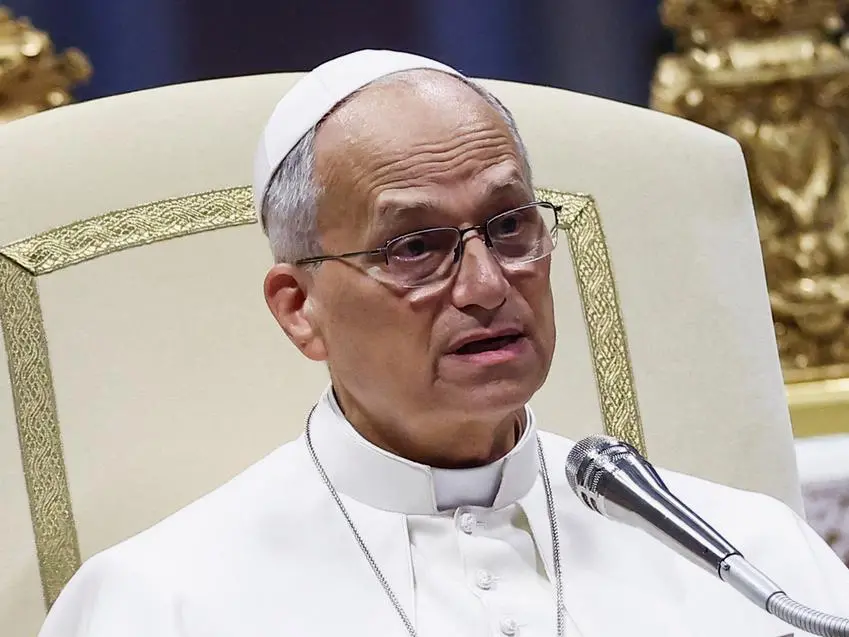 Il Papa: «La presenza alla Messa non può essere virtuale e deve poter partecipare anche chi lavora di domenica»