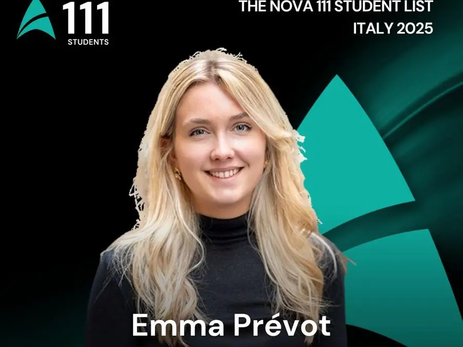 Emma Prévot, la giovane scienziata che cerca nell’Intelligenza Artificiale un modello per scoprire la cura per l’Alzheimer