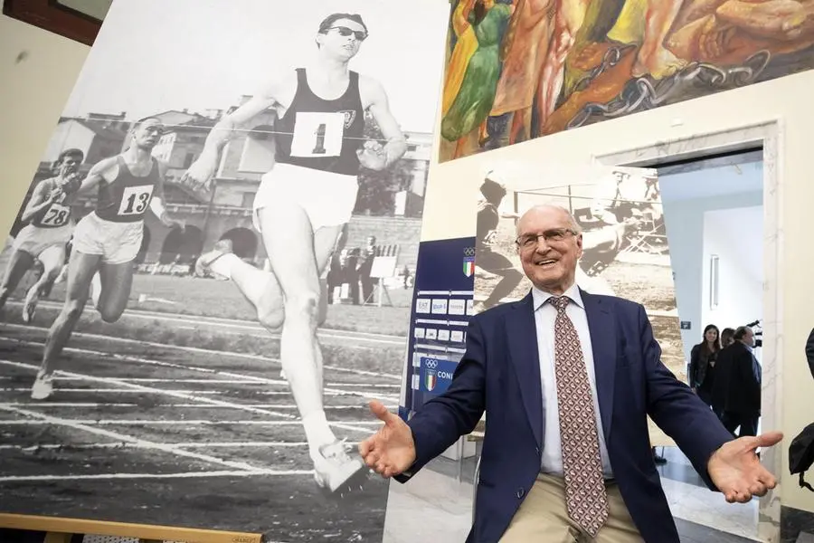 Livio Berruti, nel 2019, in occasione del suo 80esimo compleanno, festeggiato dalla Polizia e da tutto il gruppo sportivo Fiamme Oro, al Salone d\\'onore del Coni. , ANSA