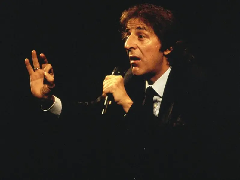 Giorgio Gaber, il cantante impegnato che non si prendeva sul serio