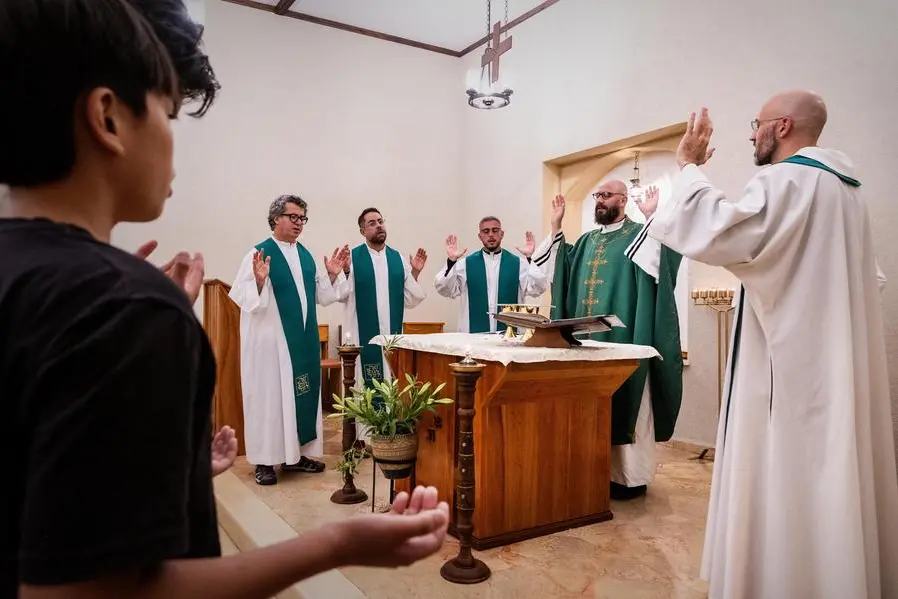 Un momento della Messa alla Kehillah nel cuore di Gerusalemme ovest, a pochi metri dalla Porta di Giaffa. Foto di Stefano Stranges