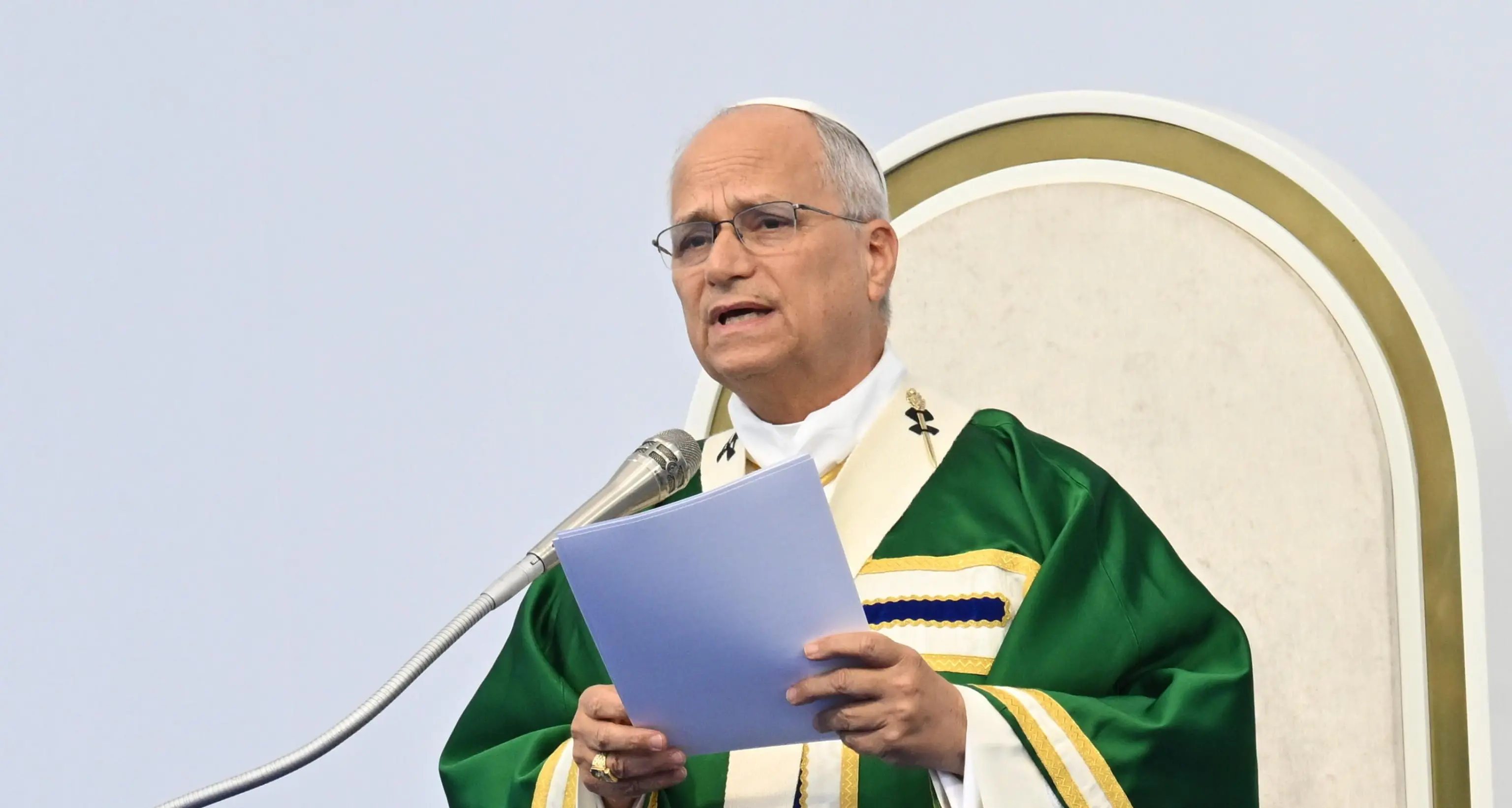 ore 16 - Diretta streaming, il Papa in Francia: la Messa nella Cattedrale di Santo Stefano a Metz