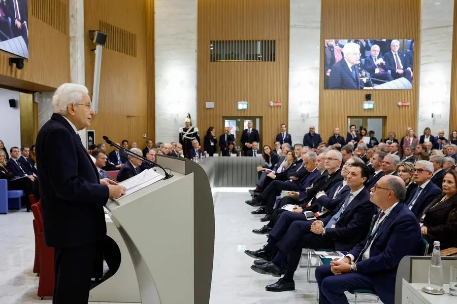 Il presidente della Repubblica Sergio Mattarella durante la XVIII Conferenza degli Ambasciatori d’Italia, Farnesina, Roma 15dicembre 2025. ANSA/FABIO FRUSTACI