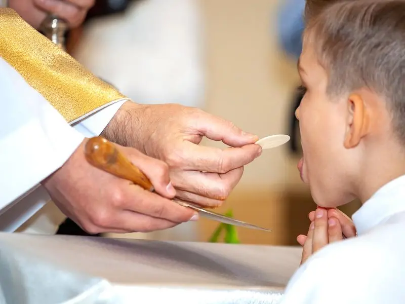 5 anni di catechismo? Troppi per i commercianti di Palermo