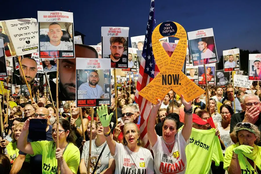 Demonstrators protest demanding the immediate release of the hostages kidnapped during the deadly October 7, 2023 attack on Israel by Hamas, and the end of the war, in Tel Aviv, Israel, August 9, 2025. REUTERS/Amir Cohen