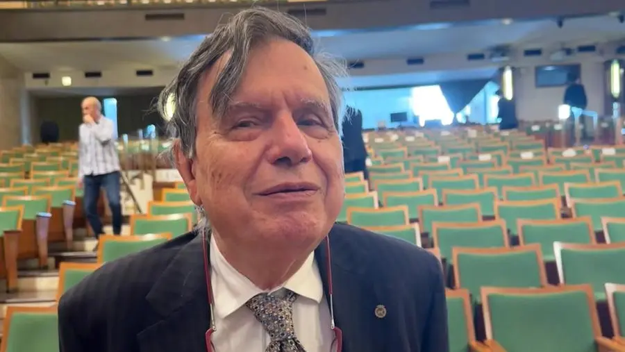 Parisi: «L’algoritmo non può decidere che chi cammina per strada è un terrorista che può essere ucciso. Giusto che la Chiesa prenda posizione»