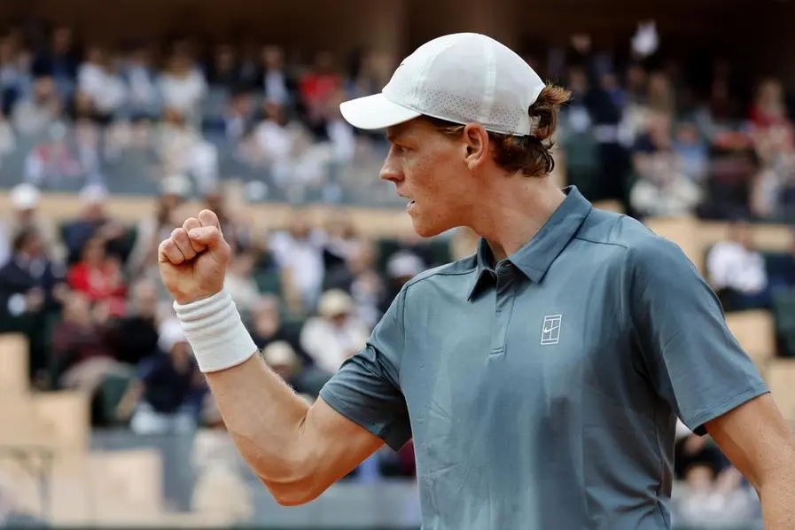 Jannik Sinner torna il Numero Uno in classifica dopo aver battuto in finale a Montecarlo lo spagnolo Carlos Alcaraz (Epa/Ansa)