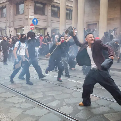 Don Mapelli: «A Milano servono 500 educatori, non (solo) 500 militari»