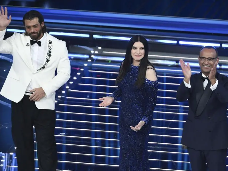 Un sanremo formato XXL, in Top 5 dopo la prima serata Arisa, Fedez-Masini e Serena Brancale