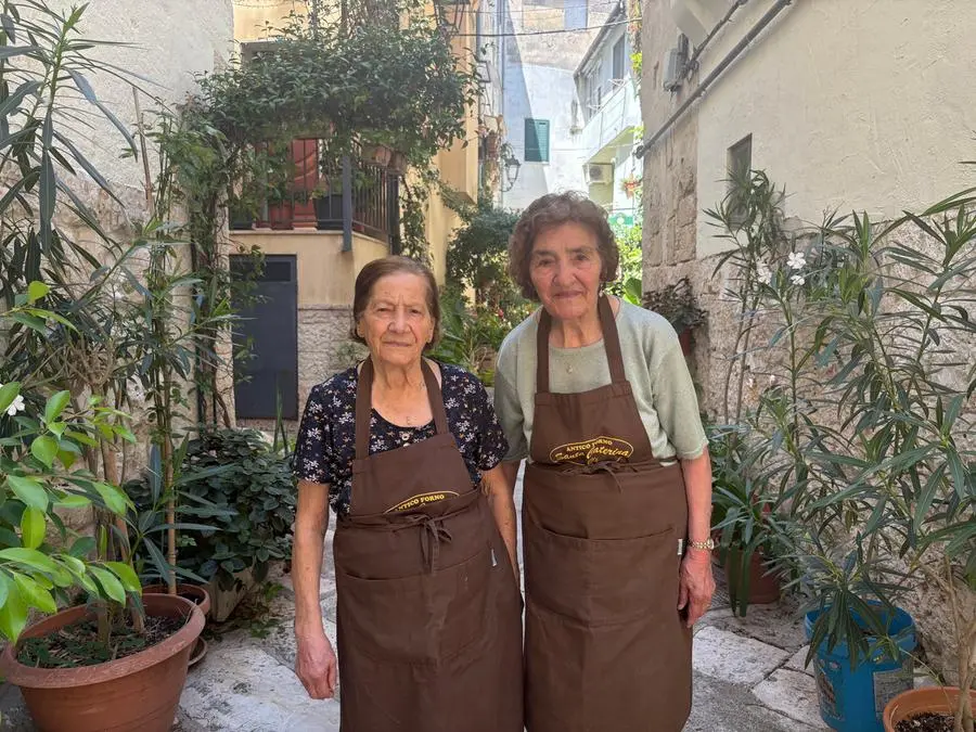 Chi sono Teresa e Graziella, le nonne di Altamura star dei social: l'amicizia, il pane e la fede