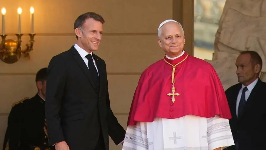 Il Papa in Francia: «La pace non è un equilibrio di forze. Il riarmo non è una soluzione»