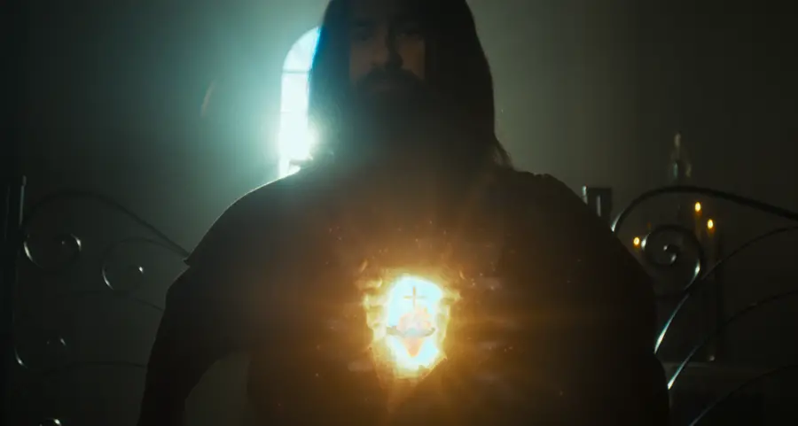 Il docufilm sul Sacro Cuore che batte i kolossal al botteghino