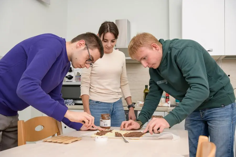 Due dei ragazzi che verranno ospitati nella struttura. Fondazione Santa Rita da Cascia. GIOVANNI GALARDINI