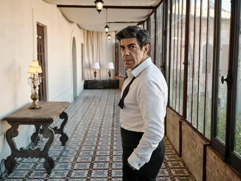 Il colibrì, l’eroe fragile che sa stare saldo nelle tempeste