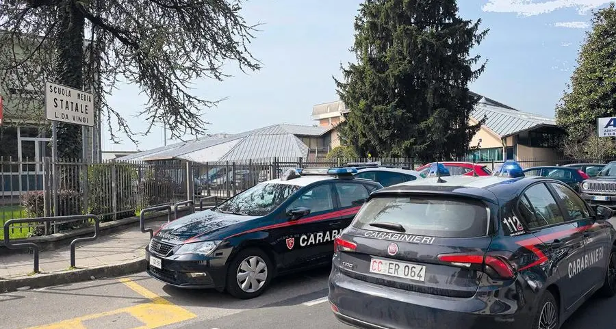 Se per insegnare a scuola tocca indossare l’elmetto