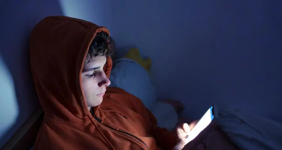 Maxi multa a Meta: non ha tutelato i più giovani dai rischi dei social
