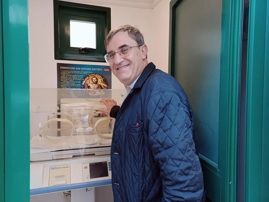 Don Antonio Ruccia: «Il bimbo era già morto quando fu lasciato nella culla termica. Ho patteggiato per fermare la gogna e continuare a fare il parroco»