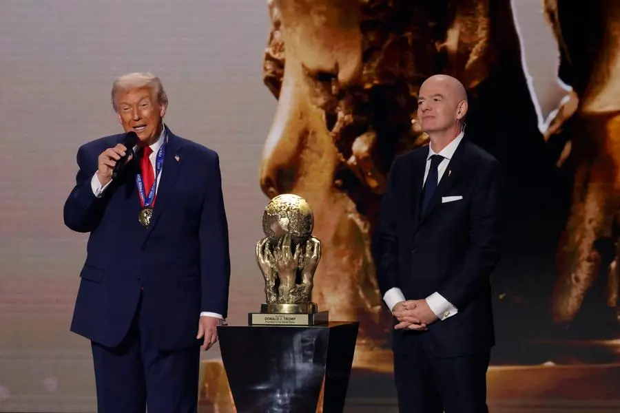 Il presidente Donald Trump parla dopo aver ricevuto, da Gianni Infantino, il Peace Prize Fifa in occasione del sorteggio per la fase finale del Mondiale , IMAGN IMAGES via Reuters Connect