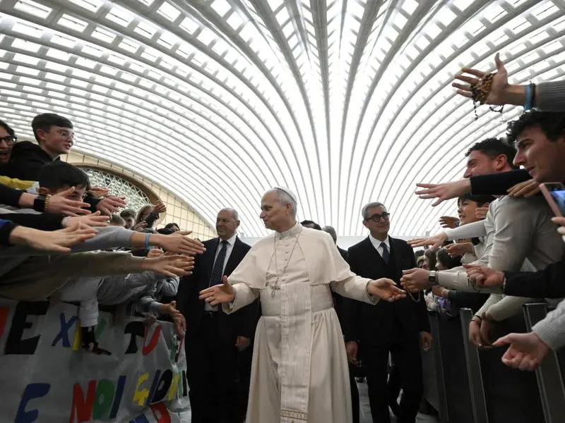 La nipote del Papa: «Zio, non ti senti solo?». E lui ai giovani di Roma: «Le ho detto di no e la risposta siete voi»