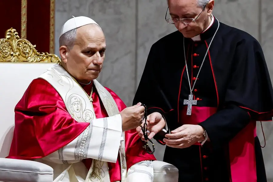 Papa Leone XIV durante la veglia del Rosario per la pace, nella Basilica di San Pietro, l\\'11 aprile 2026. , ANSA