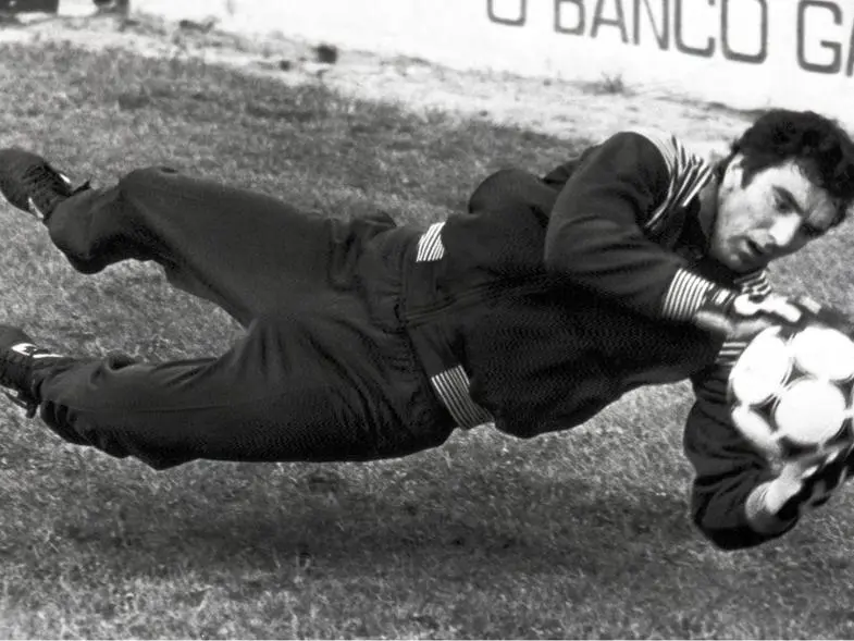 Chi è davvero Dino Zoff e perché è ancora un esempio per i bambini