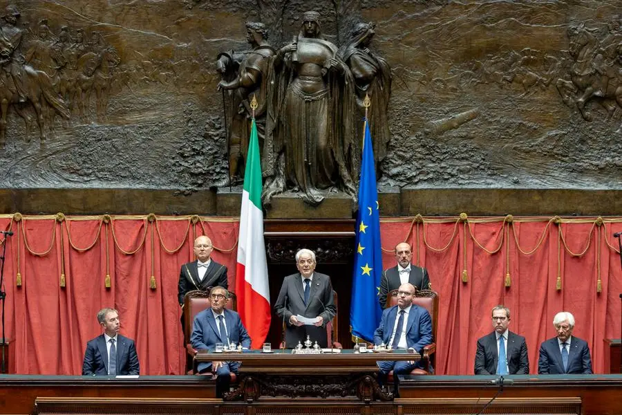 Il Presidente Sergio Mattarella rivolge il suo indirizzo di saluto in occasione dell\\'intervento alla seduta solenne di Camera e Senato per gli 80 anni dell\\'apertura dei lavori dell\\'Assemblea Costituente, Roma, 25 Giugno 2026 , ANSA