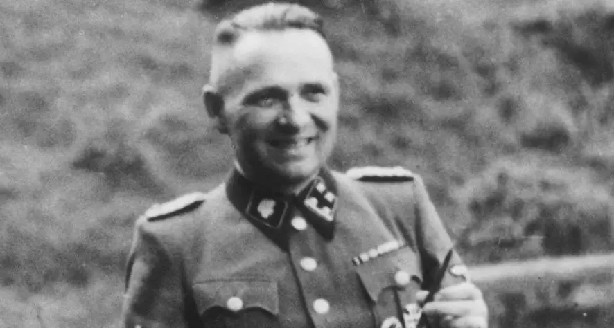 La zona di interesse: la storia vera dietro il film. Chi era Rudolf Hoss, comandante di Auschwitz