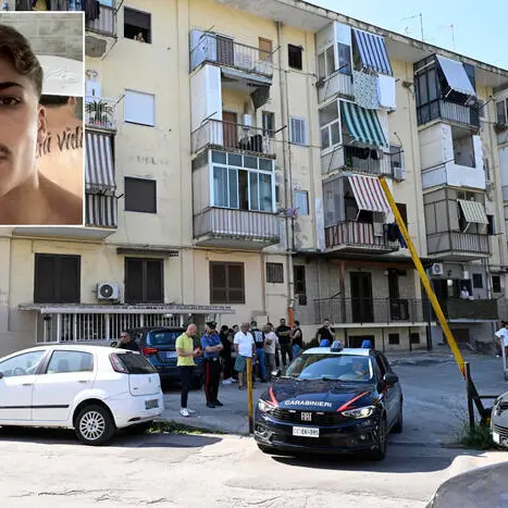 Ucciso per una lite su un campetto di calcio: l'appello di don Patriciello ai giovani, «Lasciatevi incantare dalla vita»