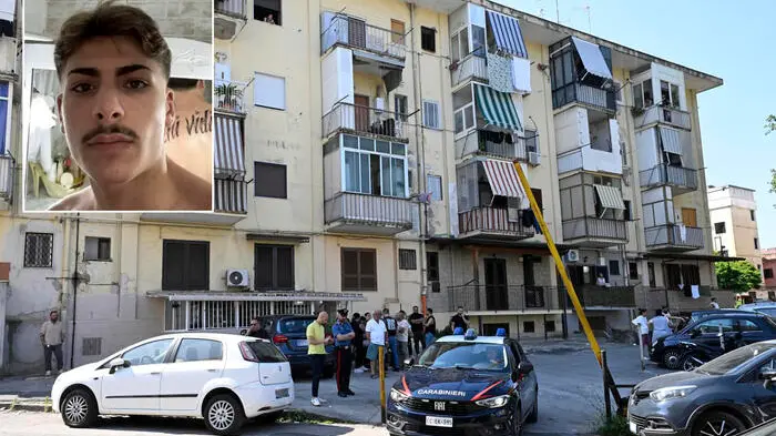 Ucciso per una lite su un campetto di calcio: l'appello di don Patriciello ai giovani, «Lasciatevi incantare dalla vita»
