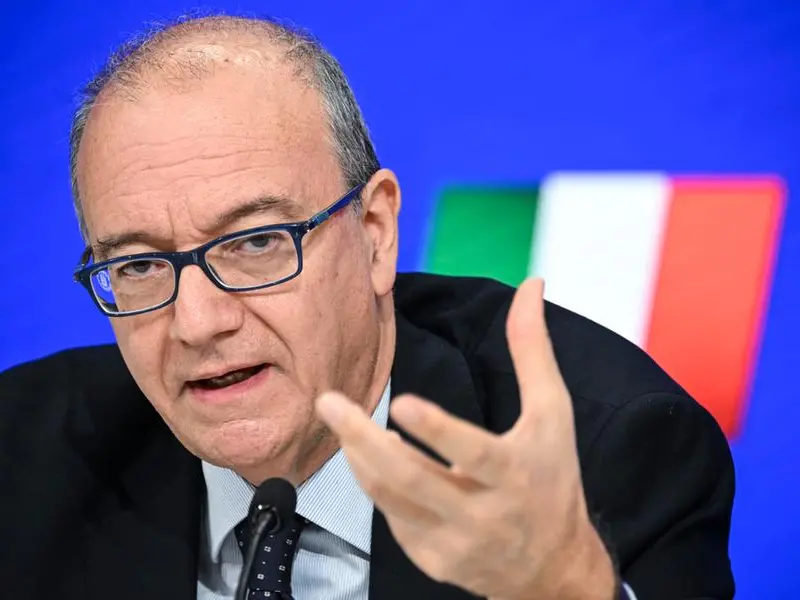 «Ritorno in aula con carta, penna e intelligenza artificiale»
