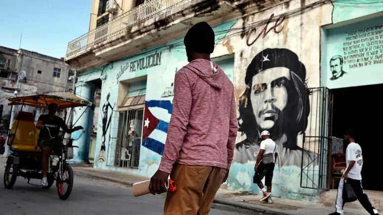 Cuba sull'orlo del collasso: la crisi energetica che è diventata catastrofe umanitaria
