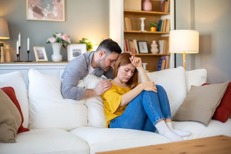 Una coppia vive la fatica del non riuscire ad avere figli. Dalla delusione alla paura di \\u201Cnon essere all\\u2019altezza\\u201D, i nodi che le coppie infertili si trovano ad affrontare sono molteplici , iStock