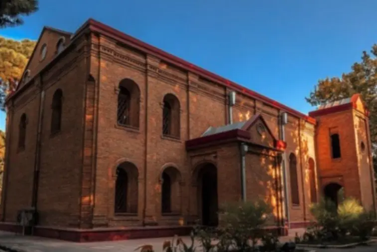 La chiesa di St. Peter a Teheran