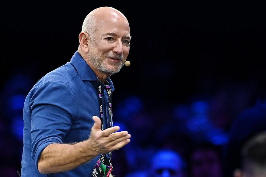 Musk and Bezos, is giving work more valuable than giving to charity? Musk and Bezos, is giving work more valuable than giving to charity?
