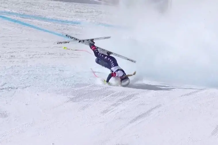 Milano Cortina 2026 Olympics - Alpine Skiing - Women's Downhill - Tofane Alpine Skiing Centre, Belluno, Italy - February 08, 2026. In this screen grab taken from a video shows Lindsey Vonn of United States crashing during the Women's Downhill. REUTERS/IOC/OBS