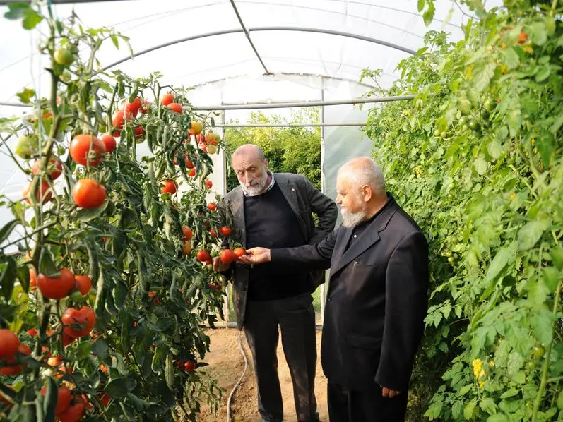 Quando Carlo Petrini dialogò con Enzo Bianchi: «Dio si incontra anche in cucina»