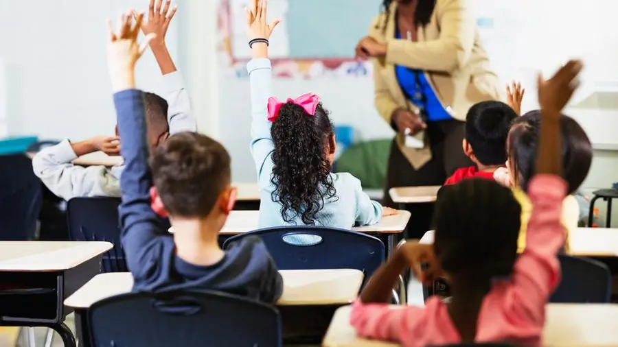 Era davvero così urgente un decreto legge sul tetto di stranieri per classe?