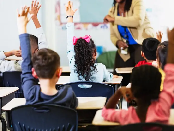Era davvero così urgente un decreto legge sul tetto di stranieri per classe?
