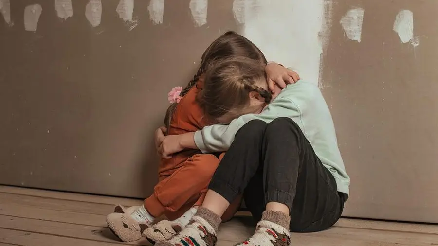 Perché nessuno si è accorto di cosa accadeva a Beatrice e alle sue sorelle?