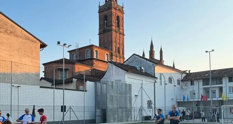 Caravaggio, parla il prete aggredito dai “maranza”: «La prepotenza non si tollera, l’oratorio è e rimane un luogo sacro»