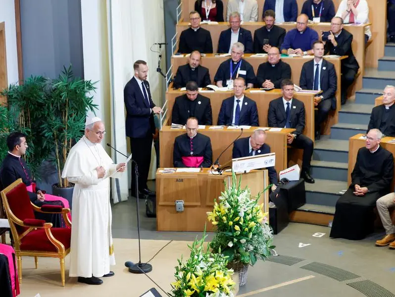 Il Papa a Parigi e la sorpresa di una fede che rinasce