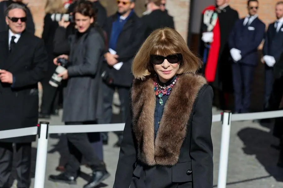 Anna Wintour at the funeral