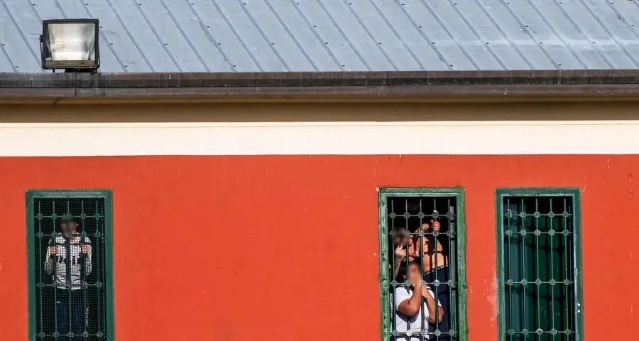 Dentro le carceri sovraffollate. Il cappellano don David: «Il sovraffollamento genera attese, abbandono, rabbia»
