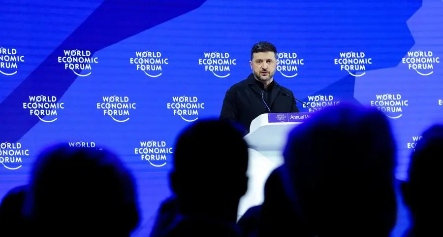 Ucraina: primo trilaterale con Russia e Usa ad Abu Dhabi, Kyiv sotto attacco e al buio